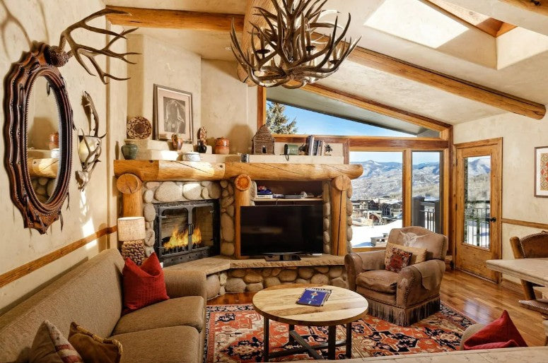 LIVE AUCTION - High Country Hideout, The Wynne Home