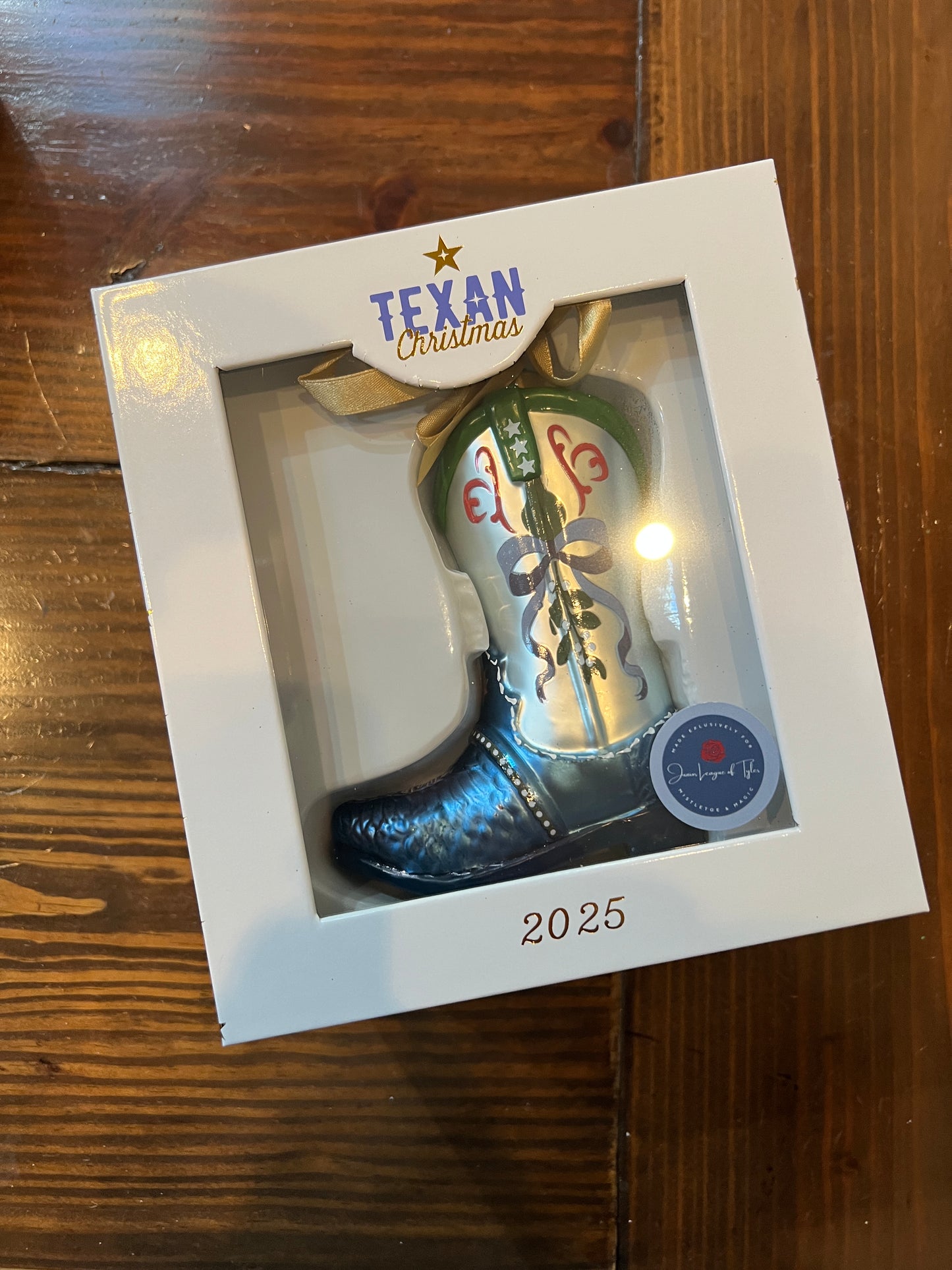 Mistletoe & Magic Ornament IN STOCK